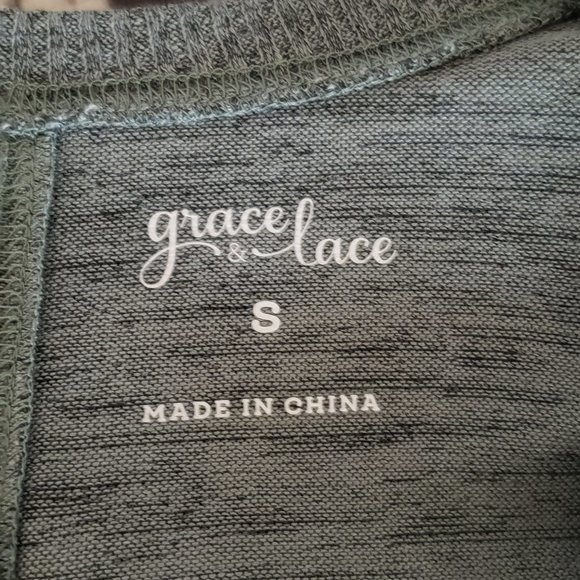 Grace and Lace - Snow Day Henley in Forest Green - Picture 4 of 7